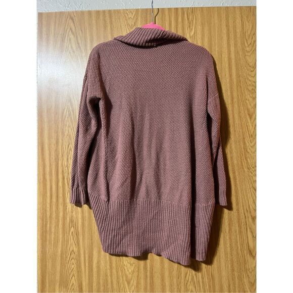 Pink Rose Mauve Cardigan Woman’s Size Small 100% Acrylic- Hole See photo/ Descri - Picture 10 of 14